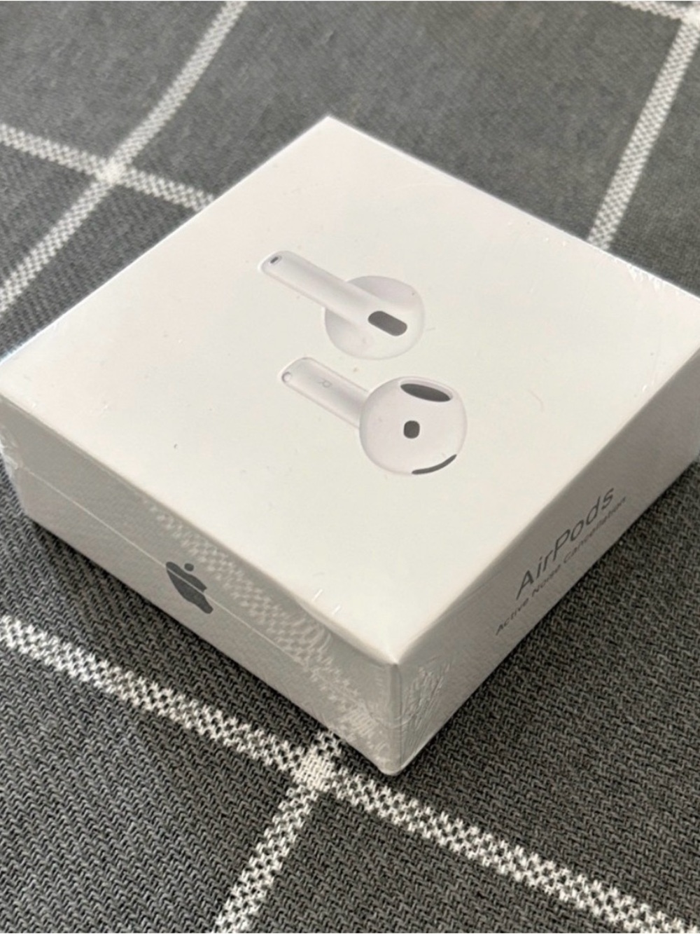 Apple AirPods 4 White) Earbuds in Retail Box